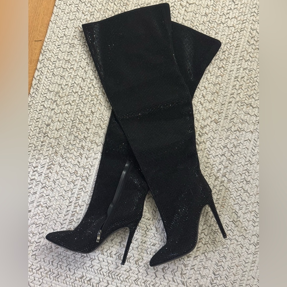❤️❤️Sold❤️❤️ I am Jennifer Le crystal boots